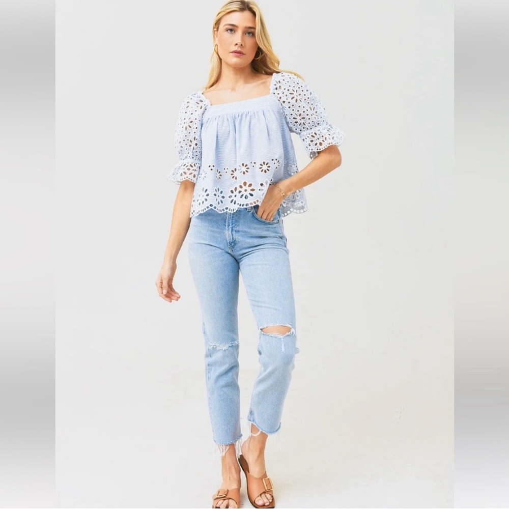 SAYLOR Blue and White Eyelet Abbi Blouse size Small - Picture 9 of 10